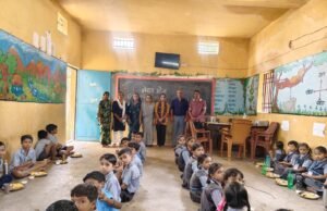 पर्यावरण संरक्षण का अनोखा संदेश ग्राम चपरिद में वृक्षारोपण के साथ बच्चों को मिला ‘न्योता भोज’ का आनंद
