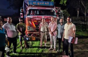 कलेक्टर के निर्देश पर बड़ी कार्रवाई: बिना वैध दस्तावेज के परिवहन हो रही 240 बोरी जैविक खाद जब्त