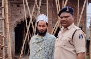 डीआईजी एवं एसएसपी सरगुजा के दिशा निर्देशन मे जिले में किरायदारो के वेरिफिकेशन एवं मुसाफिरो की जांच हेतु सघन चेकिंग अभियान जारी, लगभग 750 व्यक्तियों का हुआ भौतिक वेरिफिकेशन।