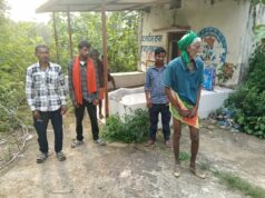विकलांग महिला की घर में संदिग्ध परिस्थिति में मिली लाश परिजनों ने जताई हत्या की आशंका एसडीओपी पुलिस टीम के साथ पहुंचे मौके पर जांच शुरू।