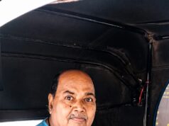 बीमारी के बीच सेवा सेतु बना सहारा, ऑटो तक पहुंचकर सौंपा राशन कार्ड