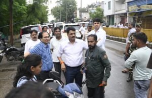 बारिश से प्रभावित क्षेत्रों का कलेक्टर-एसएसपी ने किया निरीक्षण जल भराव से निपटने बनेगा स्थायी एक्शन प्लान