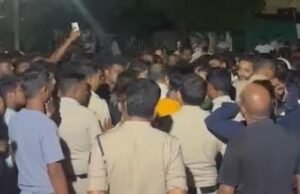 शिवरीनारायण नगर पंचायत अध्यक्ष के चेंबर में गोरक्षकों से कथित मारपीट, 3 पर FIR; अध्यक्ष पर संरक्षण देने के आरोप