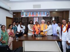 आरंग की राजनीति में बड़ा उलटफेर- शिवसेना पार्षद उमाकांत यादव भाजपा में शामिल, मंत्री गुरु खुशवंत साहेब ने दिलाई सदस्यता