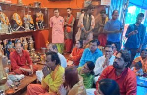 बिलासपुर तिलक नगर हनुमान मंदिर मे पूजा पश्चात प्रभु श्री राम जी हनुमान जी की शोभा यात्रा