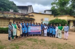 बाजारपारा स्कूल में विधिक जागरूकता शिविर, छात्राओं को पॉक्सो कानून और साइबर सुरक्षा की दी गई जानकारी