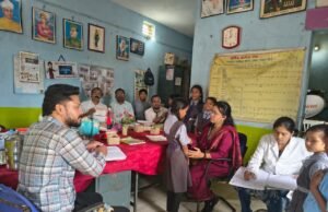 प्रोजेक्ट धड़कन: आरंग के गुखेरा में चिरायु टीम ने 200 बच्चों का किया संपूर्ण स्वास्थ्य परीक्षण
