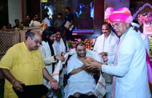 रावतपुरा सरकार के करकमलों से राष्ट्रपति सम्मानित समाजसेवी एवं चित्रकार बसंत साहू हुए ‘छत्तीसगढ़ गौरव सम्मान’ से सम्मानित