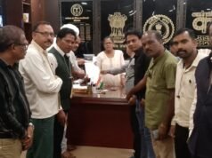कोंडागांव में शिक्षकों ने कलेक्टर को सौंपा ज्ञापन, गैर-शैक्षणिक कार्यों से मुक्ति सहित 6 सूत्रीय मांगें रखीं