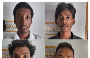जुए के खिलाफ धमतरी पुलिस की लगातार कार्यवाही”- ताश से जुआ खेलते 04 जुआरी रंगे हाथ गिरफ्तार,1.12 लाख रूपये की संपत्ति जब्त