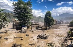 नेपाल में तबाही के बाद फिर मंडराया बाढ़ का खतरा, हजारों लापता; भारत ने भेजी 68.5 टन राहत सामग्री