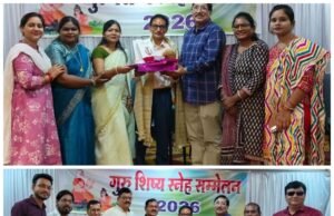 सेवानिवृत्ति पर वरिष्ठ व्यावसायिक शिक्षक डॉ. उमाशंकर चतुर्वेदी को दी गई विदाई