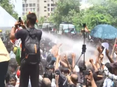 झारखंड में छात्रों का हल्लाबोल, विधानसभा घेराव के लिए बैरिकेडिंग तोड़कर बढ़े JPSC-JSSC अभ्यर्थी