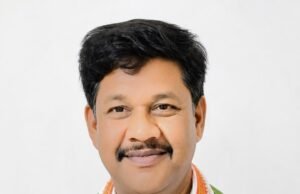 ट्रक मालिकों की हड़ताल समाप्त होने पर कलेक्टर, एसडीएम, ट्रक मालिक संघ और मीडिया साथियों का आभार