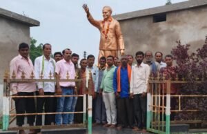 कुसमुंद में आधुनिक भारत के निर्माता राजीव गांधी जी की जयंती मनाई गई