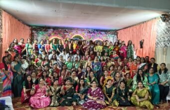 कुसमुंडा में महिलाओं ने धूमधाम से मनाया सावन महोत्सव, रैंप वॉक और गीत-संगीत ने बांधा समां