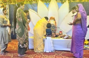 251 पार्थिव शिवलिंग रुद्राभिषेक उत्सव में शामिल हुईं प्रदेश उपाध्यक्ष रंजना डीपेंद्र साहू, भगवान शिव का लिया आशीर्वाद