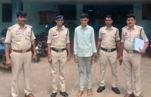 चावल व्यवसाय में प्रतिस्पर्धा से उपजी रंजिश में 27 वर्षिय नीरज साहू की हत्या, पुलिस ने 21 वर्षीय आरोपी को किया गिरफ्तार