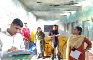 कलेक्टर ने सेवा सहकारी समिति मर्यादित कछौड़ का किया औचक निरीक्षण गोदाम की जर्जर एवं अव्यवस्थित स्थिति पर जताई नाराजगी, समिति प्रबंधक को लगाई फटकार, तत्काल साफ-सफाई के दिए निर्देश