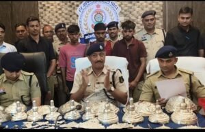 सायबर टीम की सक्रियता से थाना नवागढ़ क्षेत्र के ग्राम महत, जगमहंत एवं बम्हनीडीह मंदिर में भी हुई थी चोरी का 48 घंटे के भीतर हुआ खुलासा