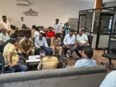 आगामी नवरात्रि पर्व की सुरक्षा -यातायात व्यवस्था को लेकर पुलिस और प्रशासन ने समितियों के साथ की बैठक