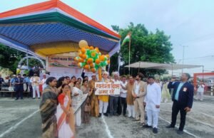 आरंग में हर्षोल्लास से मनाया गया स्वाधीनता दिवस, राष्ट्रीय एकता मशाल के साथ विद्यार्थियों ने दी आकर्षक प्रस्तुतियां