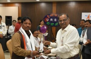 सांसद महेश कश्यप ने बेंगलुरु में विज्ञान,अंतरिक्ष और विमानन क्षेत्र से जुड़े संस्थानों का किया अध्ययन दौरा
