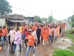 बरसते पानी में भी नहीं रुके कांवड़ियों के कदम, कैबिनेट मंत्री गुरु खुशवंत साहेब जी के नेतृत्व में निकला विशाल कांवड़ यात्रा