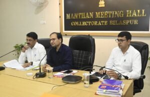 सड़क सुरक्षा को लेकर कलेक्टर-एसएसपी सख्त अतिक्रमण और यातायात नियमों के उल्लंघन पर होगी नियमित कार्रवाई