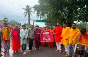 गेवरा-दीपका से बड़ा शिव मंदिर तक निकली भव्य कांवड़ यात्रा, हर-हर महादेव के जयघोष से गूंजा नगर
