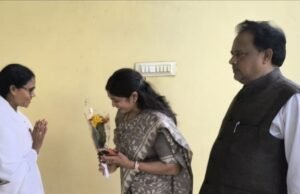नशामुक्ति प्रतिज्ञा महाअभियान के शुभारंभ पर ब्रह्माकुमारी सेंटर पहुंचे कलेक्टर…