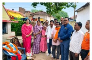 जिला पंचायत सभापति मोनिका देवांगन के प्रयासों से दोनर में हुआ सीसी रोड निर्माण कार्य का भूमि पूजन