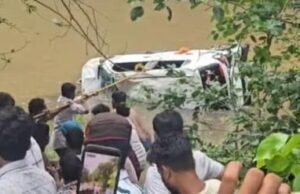 देशभर में बिगड़ा मौसम का मिजाज: MP में उफनते नाले में कार बही, 8 की मौत; छत्तीसगढ़ में आकाशीय बिजली से 4 जानें गईं, केदारनाथ मार्ग पर भूस्खलन