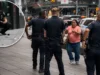 Times Square में खूनी हमला: 20 सेकंड में दो लोगों पर चाकू से वार, महिला की मौत; पुलिस की गोली से हमलावर भी ढेर