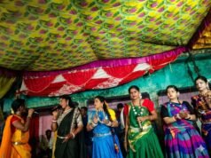 आरंग की सांस्कृतिक संस्था “दूज के चंदा” ने खड़सा (सिरपुर) के इतवारी महोत्सव में बिखेरा छत्तीसगढ़ी लोक कला का जादू, दर्शकों को किया मंत्रमुग्ध