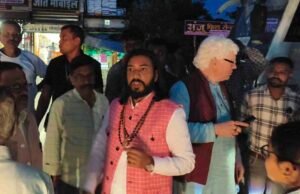 आरंग में मंत्री गुरु खुशवंत साहेब की संवेदनशीलता: कार्यक्रम में हुई देरी तो छात्राओं को सुरक्षित घर पहुंचाने का कराया इंतज़ाम