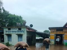 बाढ़ के पानी से राशन दुकानों पर संकट, सिलीडीह-सिलघट में नए भवन की मांग