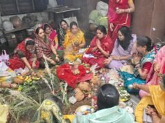 कमरछठ पर मां दुर्गा एवं शिव मंदिर में सामूहिक पूजा में शामिल हुईं भाजपा प्रदेश उपाध्यक्ष रंजना साहू