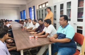 एकलव्य विद्यालय पहुंचा भाजपा बतौली मंडल का प्रतिनिधिमंडल, भरत सिंह सिसोदिया ने छात्राओं से वीडियो कॉन्फ्रेंसिंग के जरिए की चर्चा