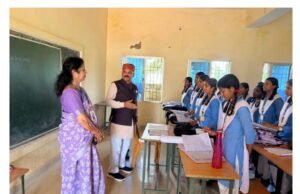 बच्चों के सपनों में रंग भर गए संजय भूषण पांडेय, हरदी में खिल उठा उत्साह चित्रों में दिखे नन्हे सपने तो जिपं अध्यक्ष ने बढ़ाया हौसला, कहा—हर बच्चे में छिपी है बड़ी उड़ान की क्षमता