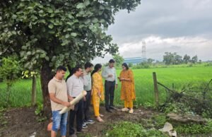 अपर कलेक्टर ने ग्राम मोहदा में फसल भौतिक सत्यापन कार्य का किया निरीक्षण