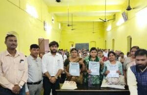 उल्लास नवभारत साक्षरता महापरीक्षा 27 सितंबर को आरंग में 6000 से अधिक नवसाक्षर देंगे परीक्षा, बीईओ ने कसी कमर