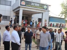 बाढ़ के बीच प्रशासन बना जीवनरक्षक, एयरलिफ्ट से सुरक्षित लाए गए 6 कर्मचारी
