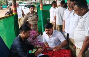ग्राम तारूड में जवानों के स्वास्थ्य की हुई जांच, 70 जवानों का स्वास्थ्य परीक्षण