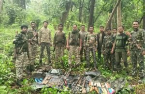 थाना बेदरे क्षेत्र में नक्सली डंप से हथियार एवं गोला-बारूद बरामद