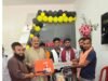 कोरबा कुसमुंडा मैं हीरो मोटोकार्प के नए भव्य शोरूम का उद्घाटन पूर्व मंत्री जयसिंह अग्रवाल के हाथों हुआ उद्घाटन दिन पहले 11 गाड़ियों की डिलीवरी हुई क्षेत्र वासियों को मिलेगी आधुनिक सुविधा
