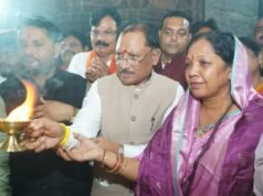 मुख्यमंत्री श्री विष्णु देव साय ने शिवरीनारायण में भगवान नर-नारायण के किए दर्शन, प्रदेशवासियों की सुख-समृद्धि और खुशहाली की कामना