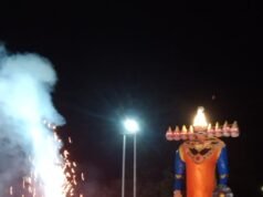 आदर्श नगर इंदिरा स्टेडियम में हुआ रावण दहन, हजारों की संख्या में उमड़े लोग