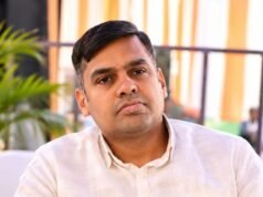 सरकार और सड़क ठेकेदारों के बीच विवाद का खामियाजा बेलतरा की जनता क्यों भुगते – अंकित गौरहा