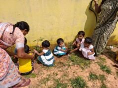 नन्हे बच्चों ने पौधारोपण कर दिया पर्यावरण संरक्षण का संदेश